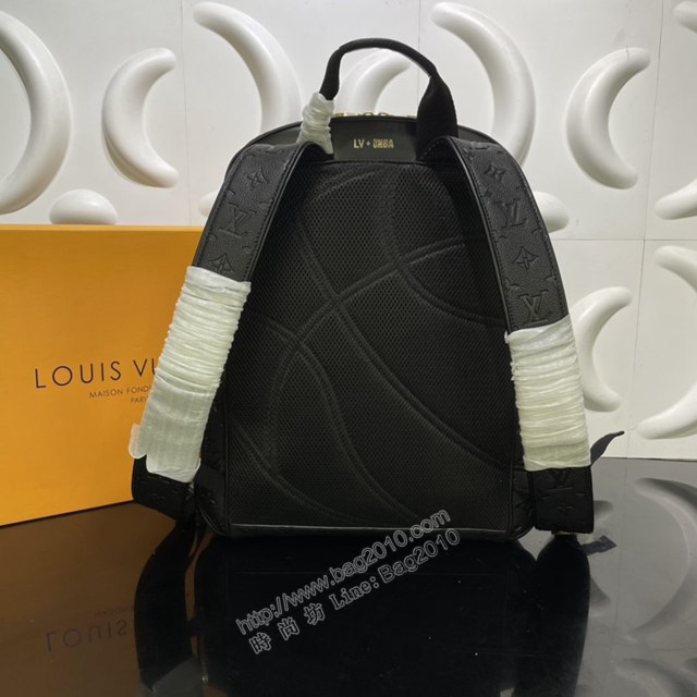 LV專櫃新款女包 路易威登Basketball雙肩包 M57972 LV籃球粒面皮革男士後背包  ydh4224